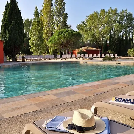 Semesteranläggning (resort) Sowell Family Les Amandiers 4*