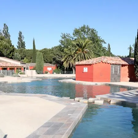 Sowell Family Les Amandiers Resort Arles